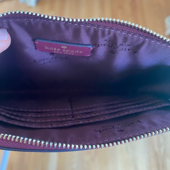 NWOT KATE SPADE burgundy large wristlet - Picture 3 of 4